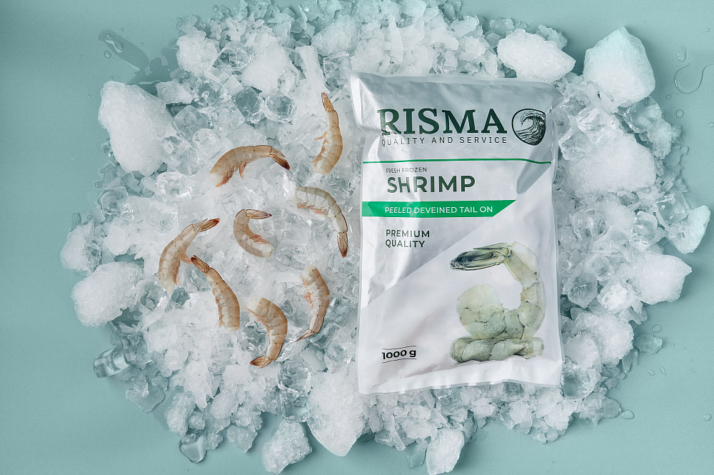 Креветки свежемороженые очищенные с хвостом ТМ RISMA 31/40 1 кг.