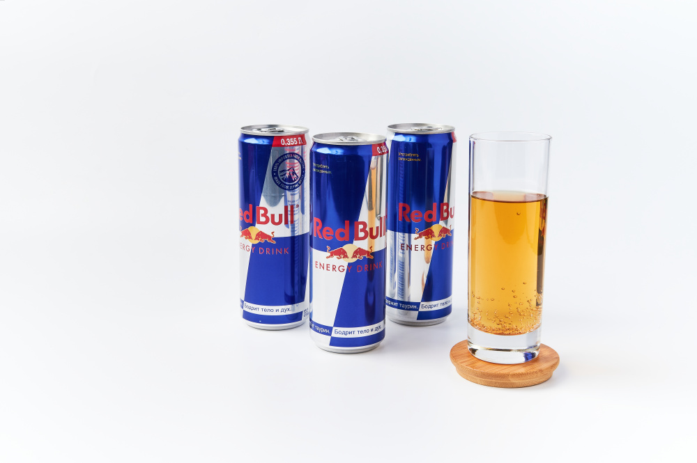 Энергетический напиток Red Bull 0,355 л.