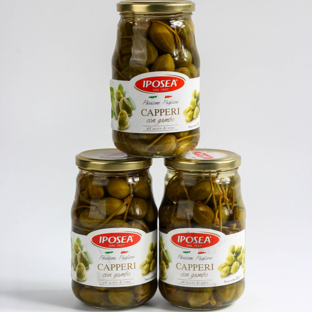 Каперсы IPOSEA Лакримелла с ножкой в уксусе 530 г.