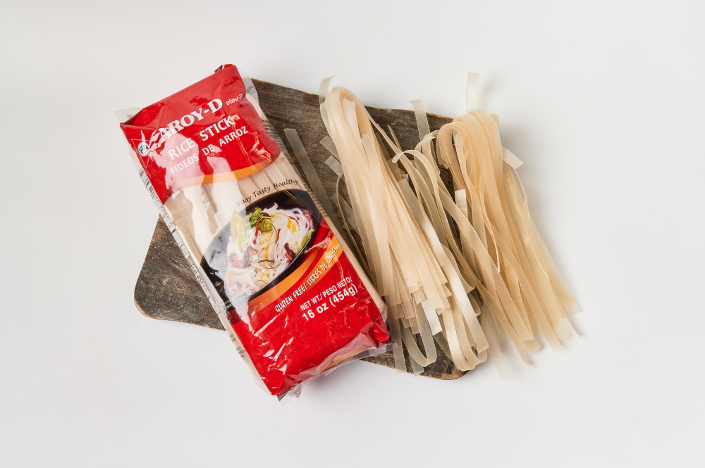 Лапша рисовая 10 мм AROY-D 454 г.