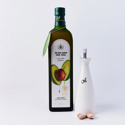 Фото Масло авокадо рафинированное Avocado oiL №1 1 л.