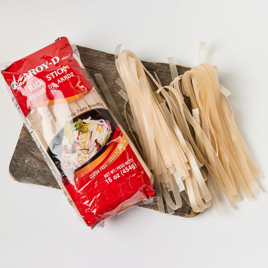 Фото Лапша рисовая 10 мм AROY-D 454 г.